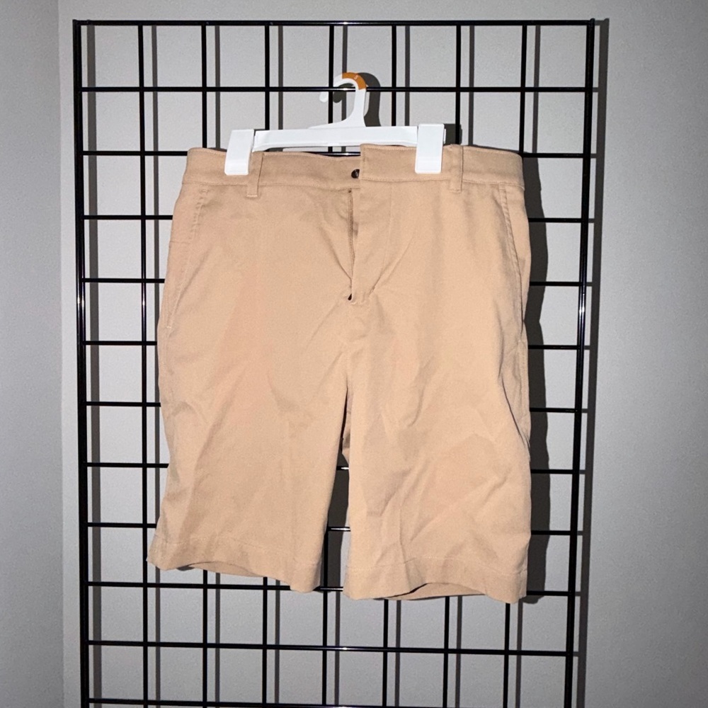 Nike Men's Tan Flat Front Shorts